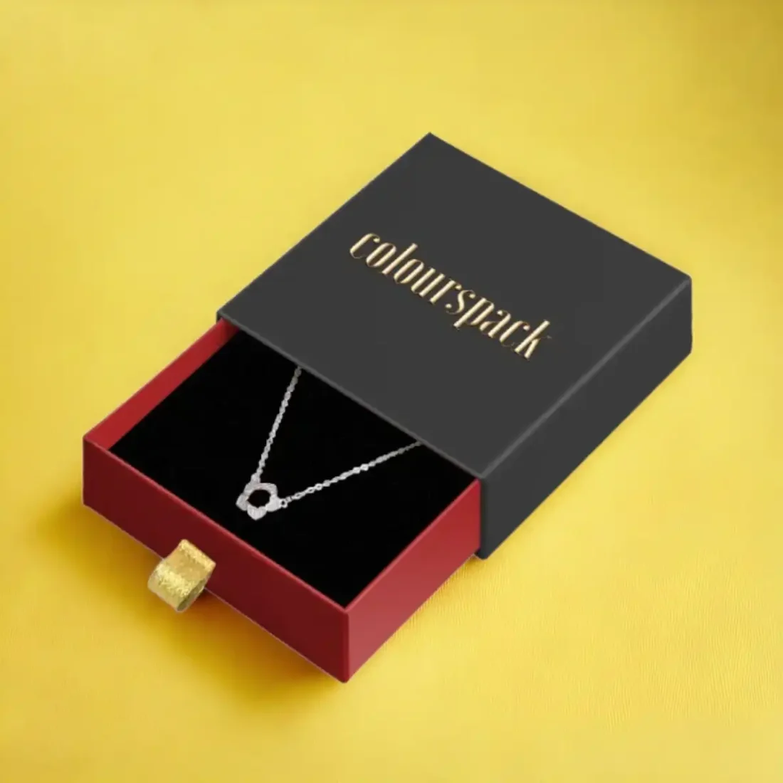 luxury-retail-necklace-boxes